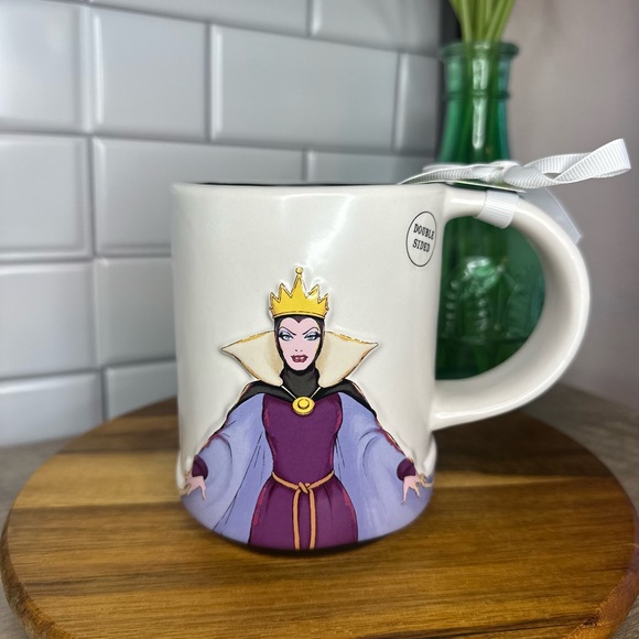 Rae Dunn x Disney’s The Evil Queen Villain Mug - Picture 1 of 2